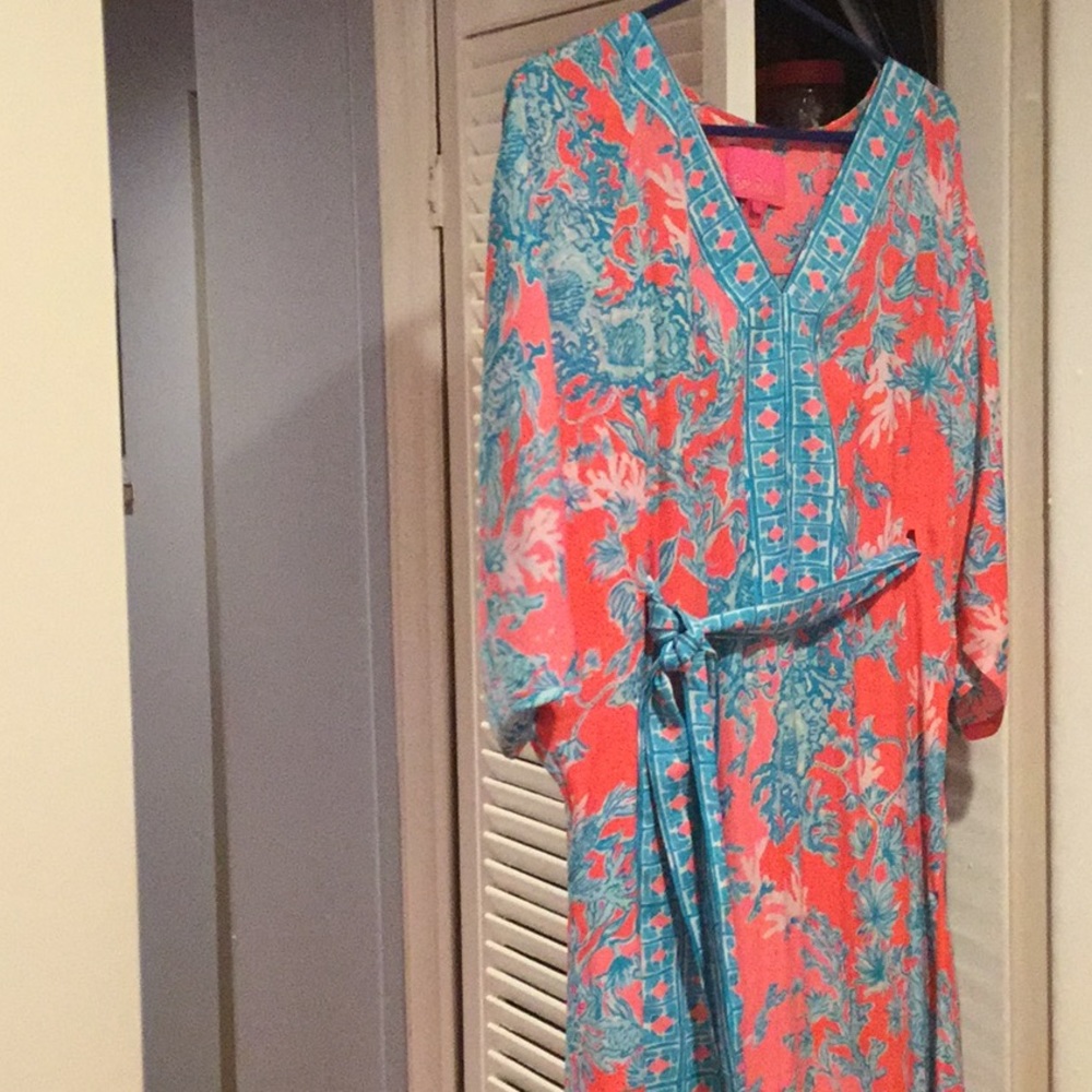 Short sleeve paisley maxi dress